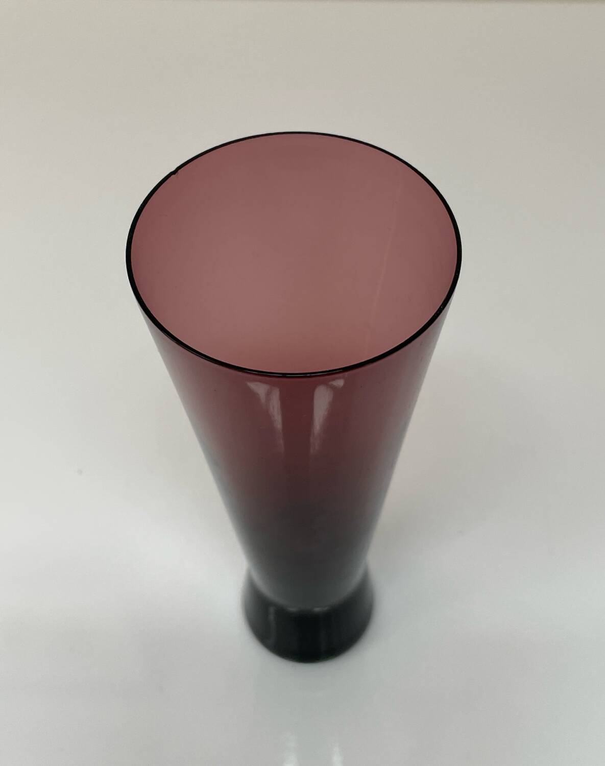 Set of three vintage coloured glasses from the 70s.