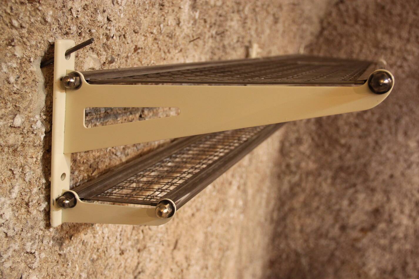 SNCF train luggage rack