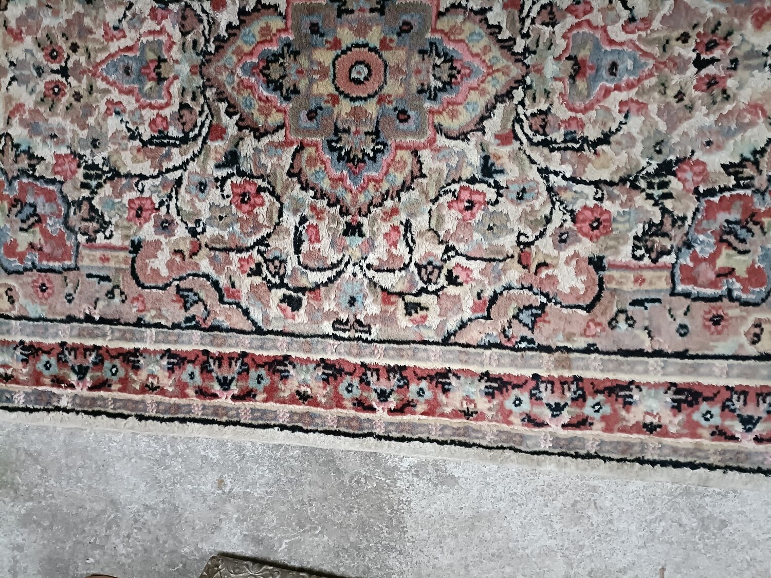 Handmade wool rugs, Pakistan
