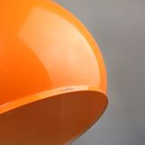 Suspension géante orange Space Age de Guzzini, années 70