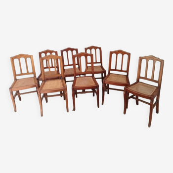 8 chaises cannées