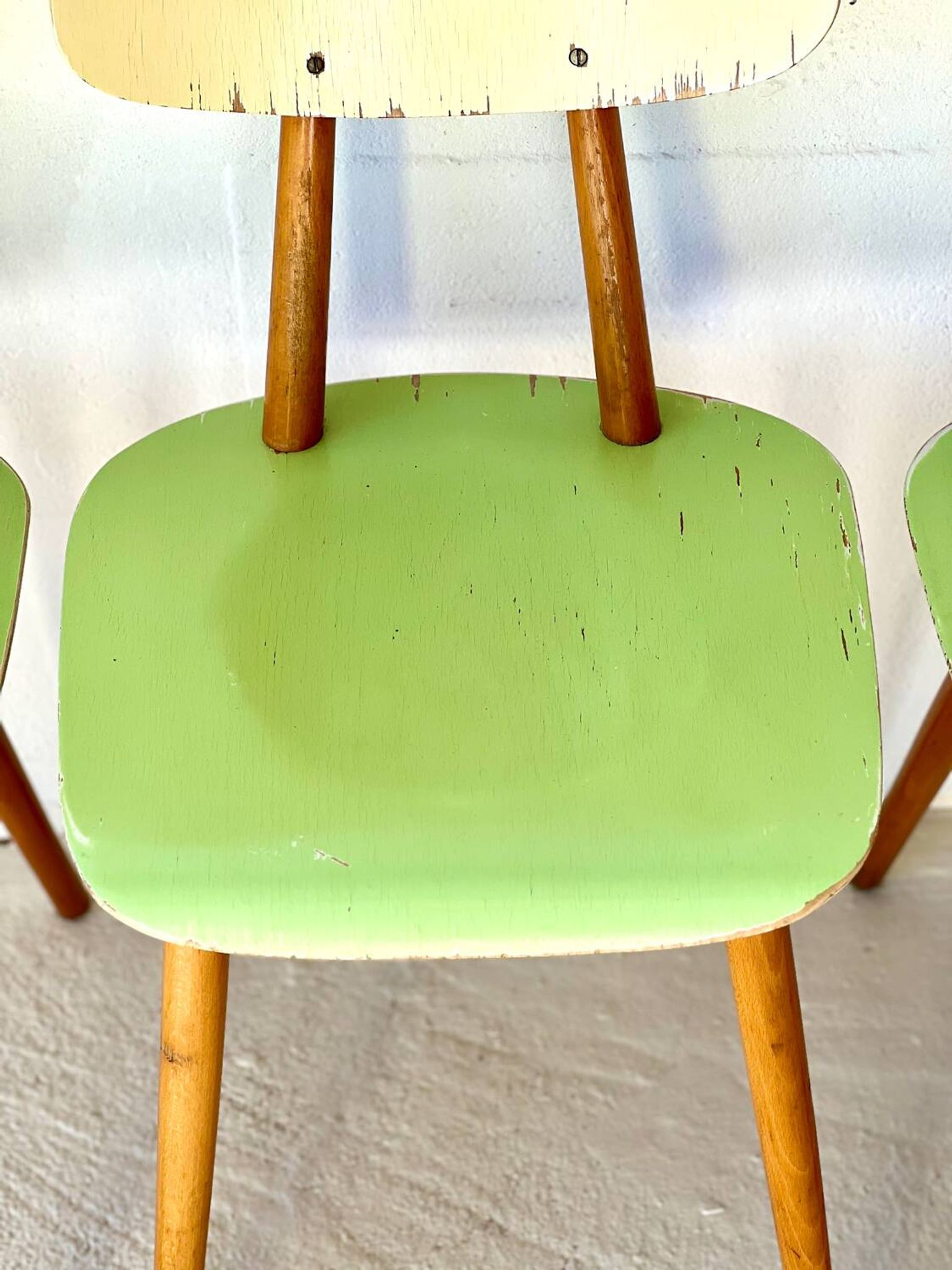 Chaises de salle à manger par TON, ensemble de 4