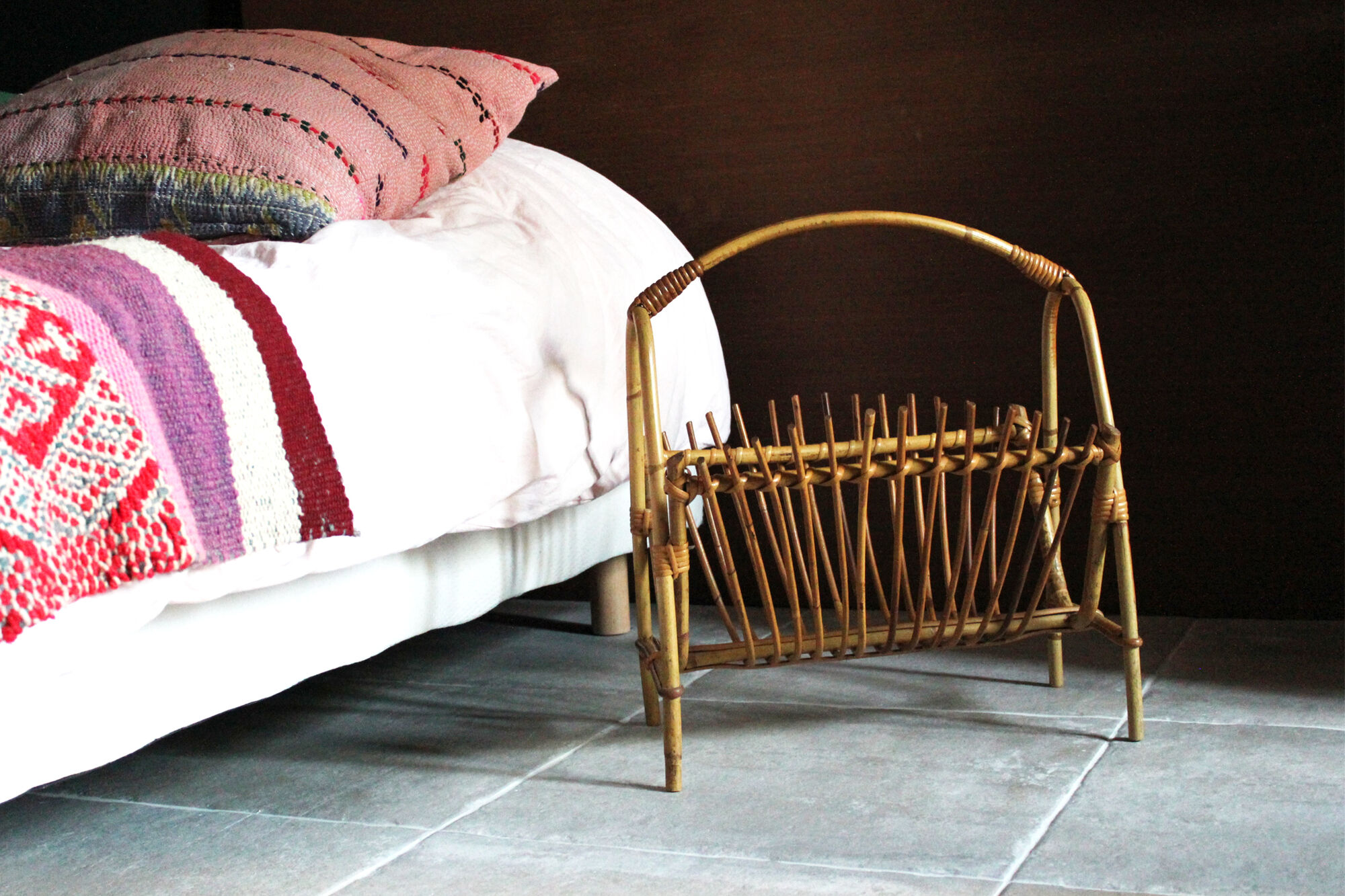 Wicker / rattan vintage magazine holder