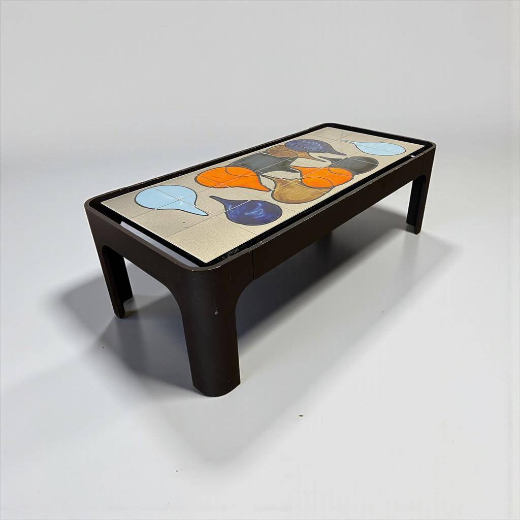 Vintage ceramic coffee table / Coffee table with rounded corners