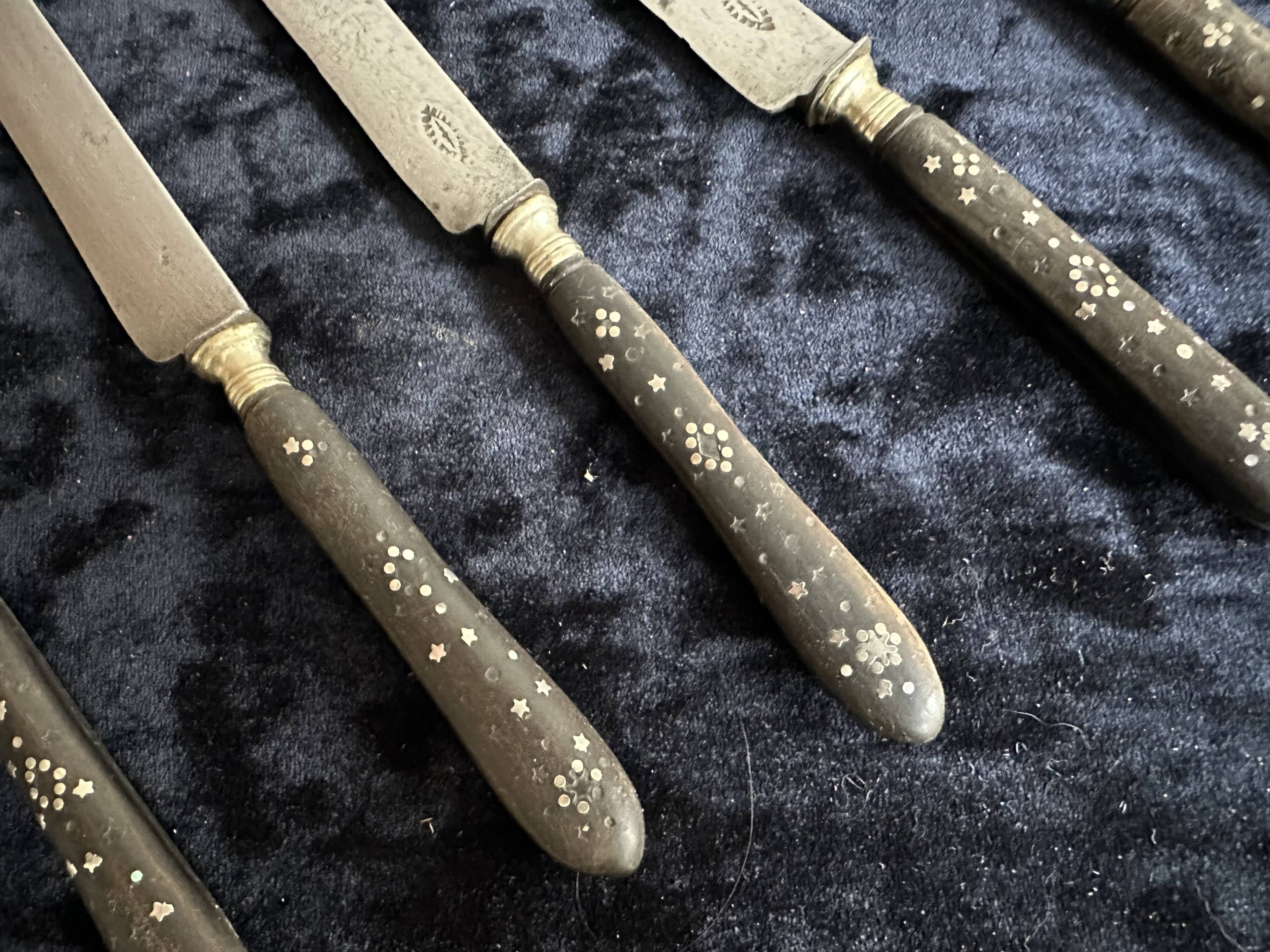 Set of 5 antique table knives in inlaid ebony, circa 1900.