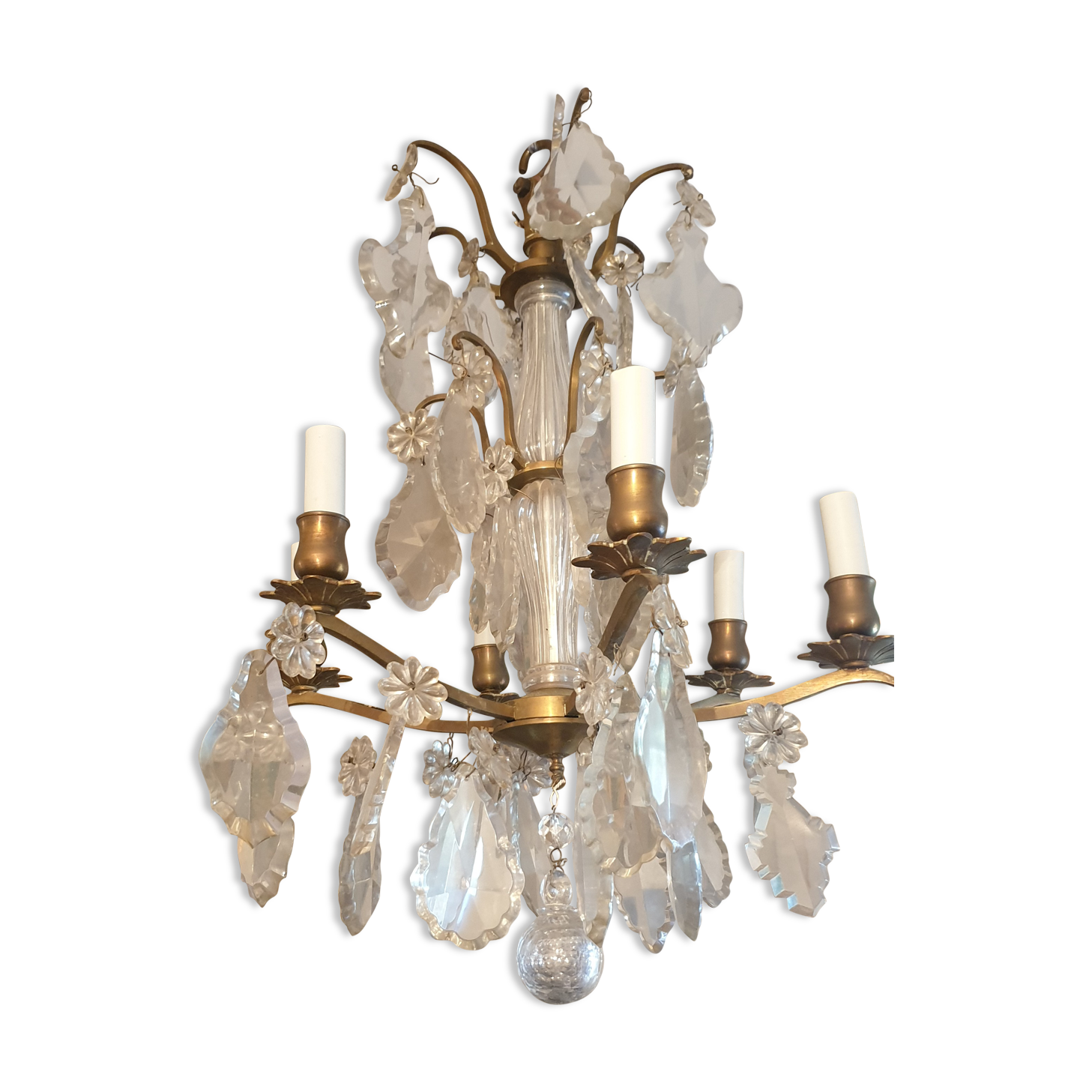 Chandelier cage with tassels