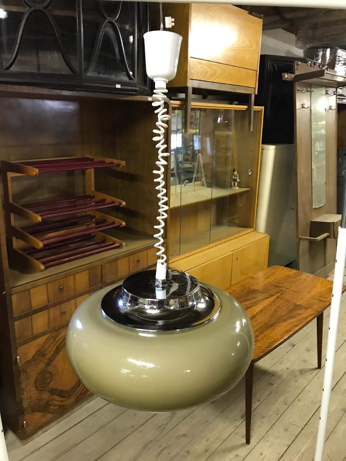 Suspension Harvey Guzzini space age 1970 Italy