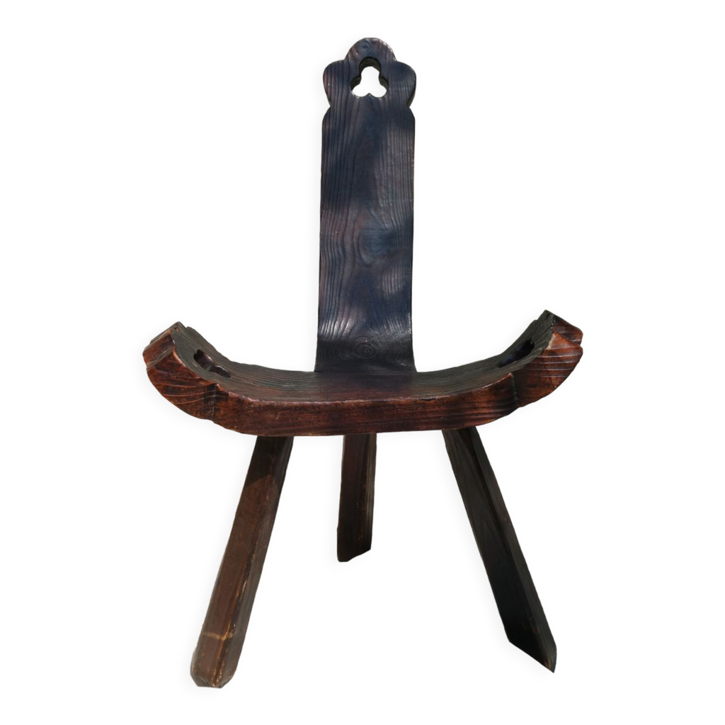 Chaise en bois trépied brutaliste espagnol des années 50. Selency