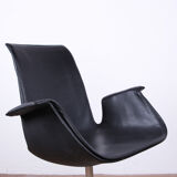 Danish armchair in Leather and Chrome Steel, model FK 6725 or "Tulip chair" by Preben Fabricius.