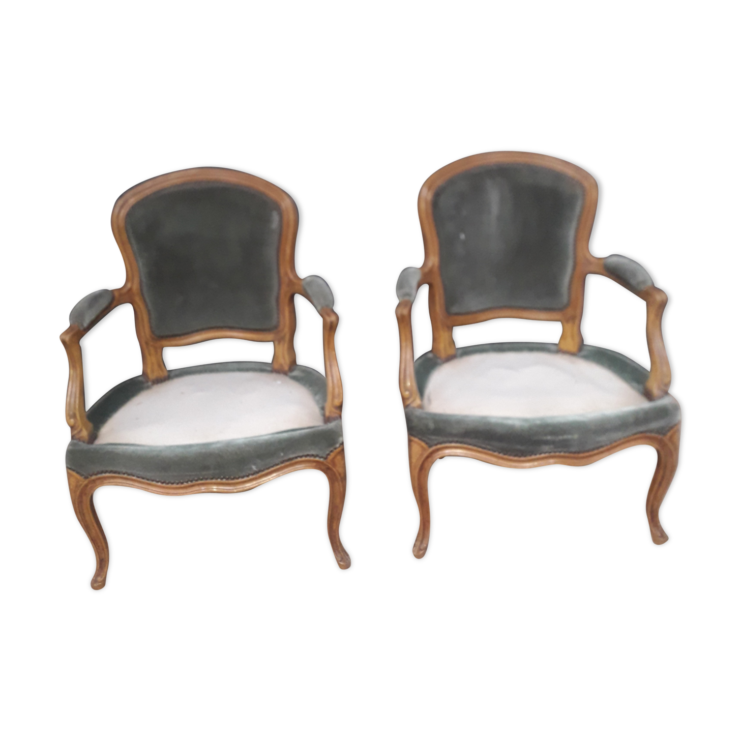 Paire de fauteuils de style Louis XV
