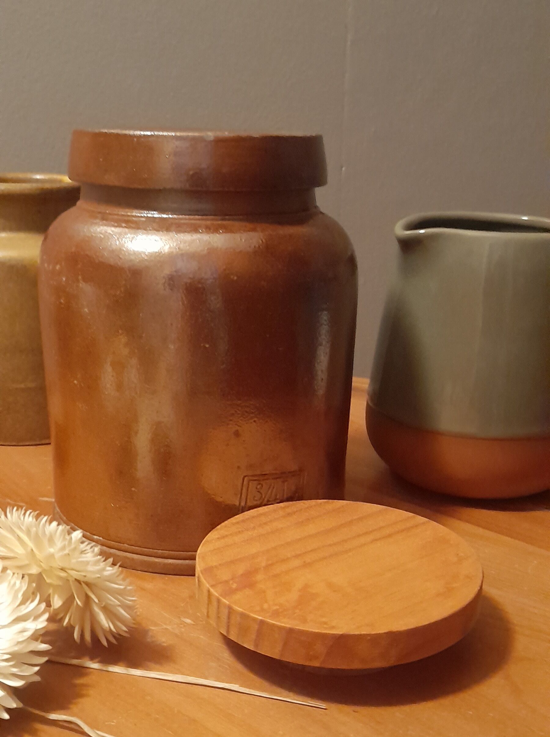 Trio of pottery & decorative stoneware pitcher - vintage