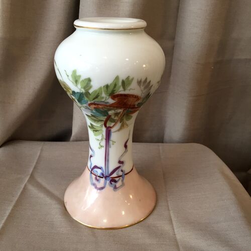 Vase en opaline 19eme a decor floral