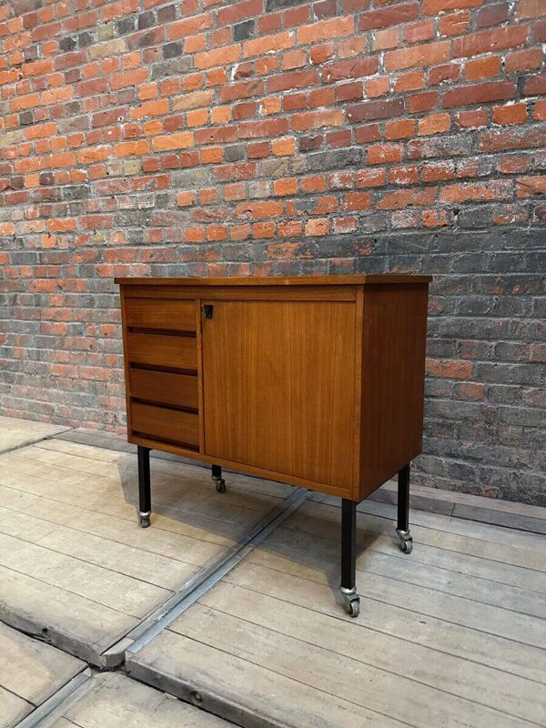 Meuble d’appoint années 60