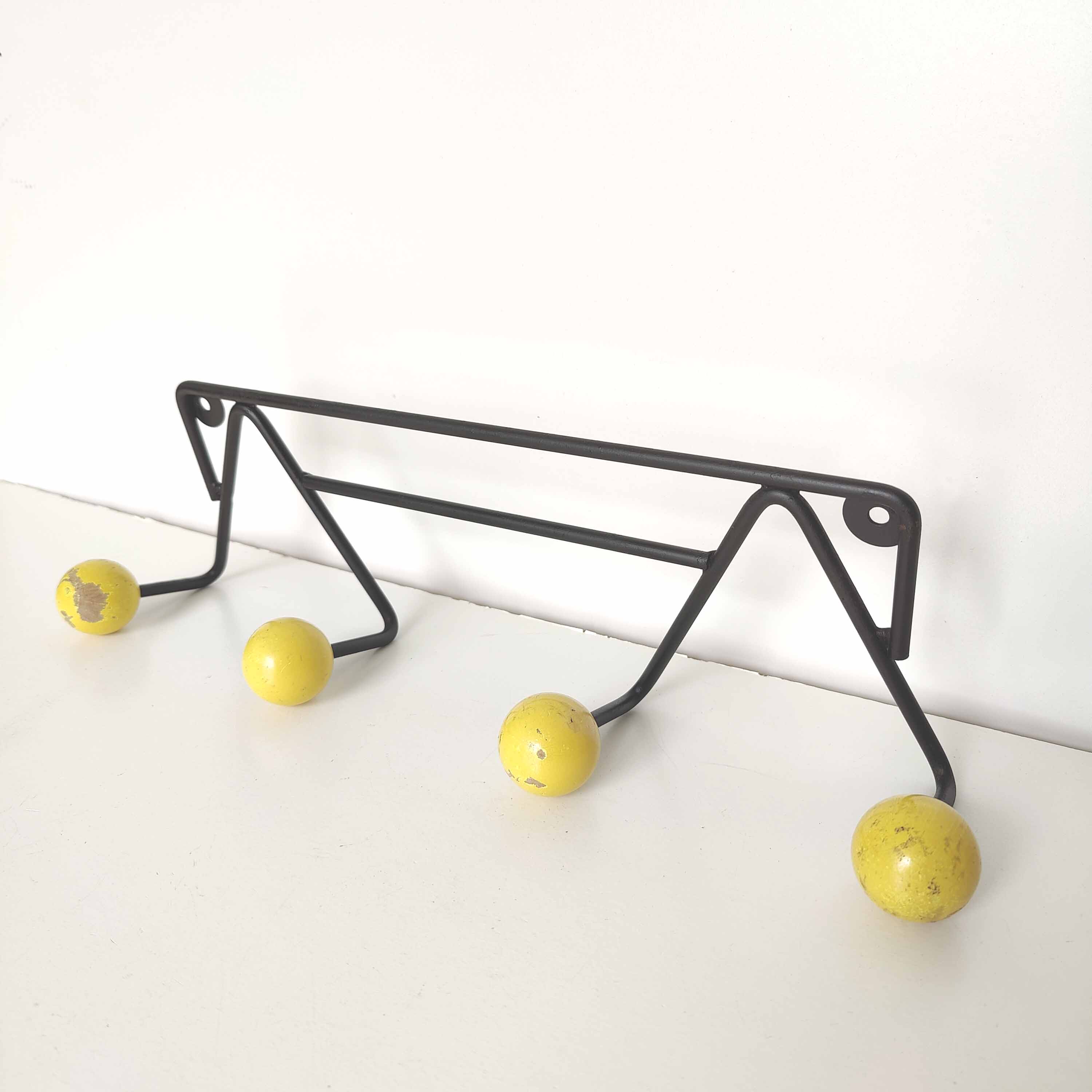 Zig-Zag wall coat rack hooks yellow wood balls