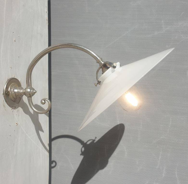 Wall lamp in opaline chrome scrolls Art Deco