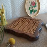 Wooden flat bottom and vintage cannage