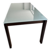 Extendable dining table from the Italian manufacturer Calligaris