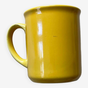 English vintage yellow mug