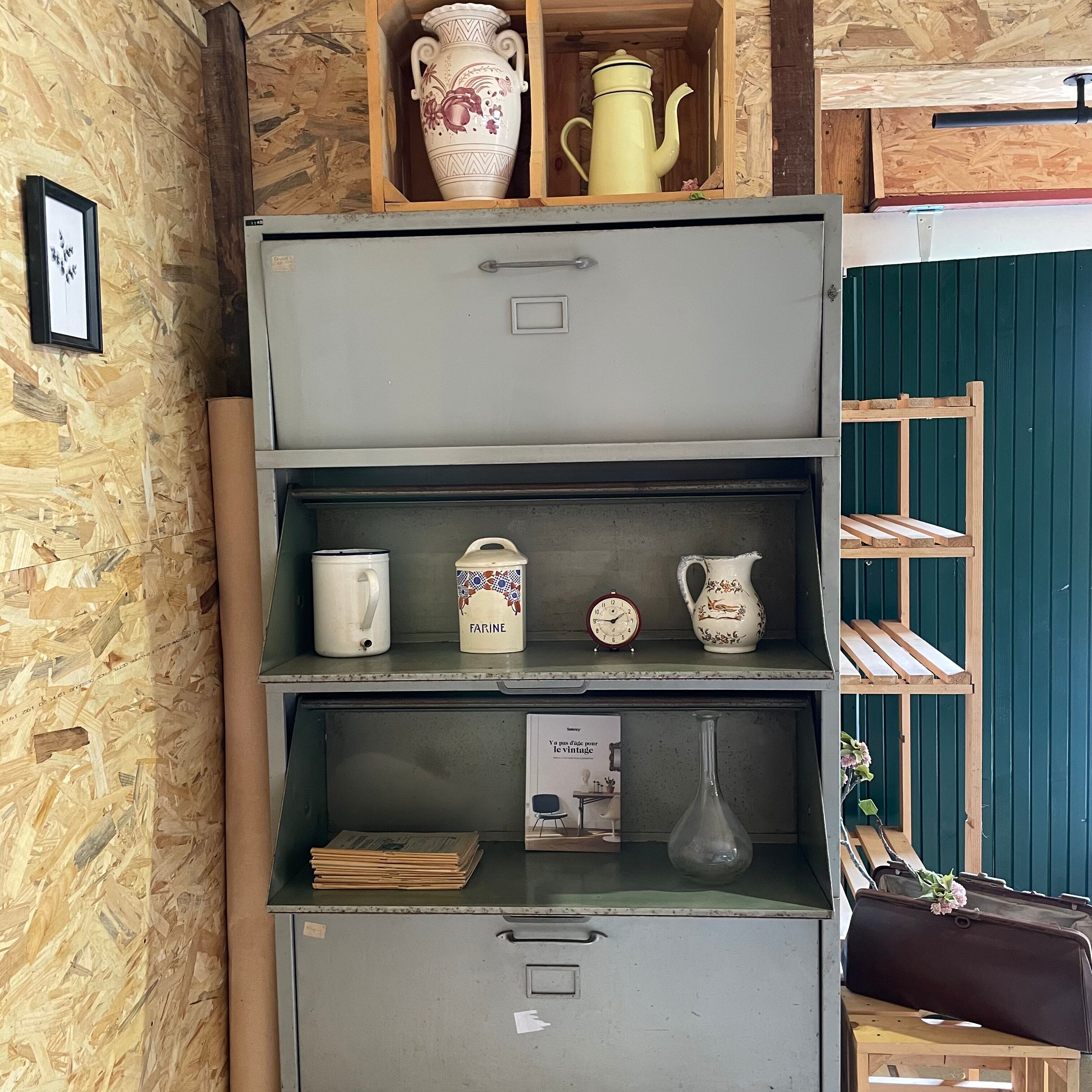 Meuble industriel Vintage