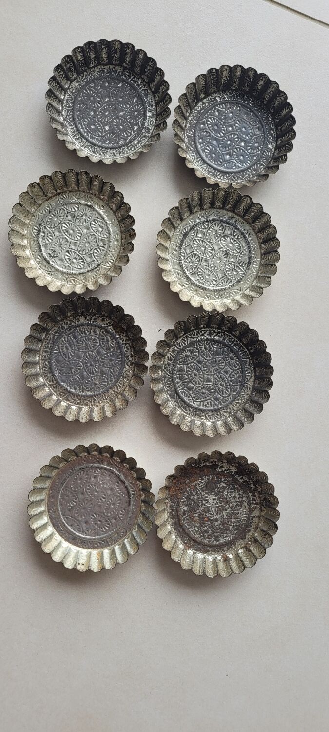 Tin tartlet mold