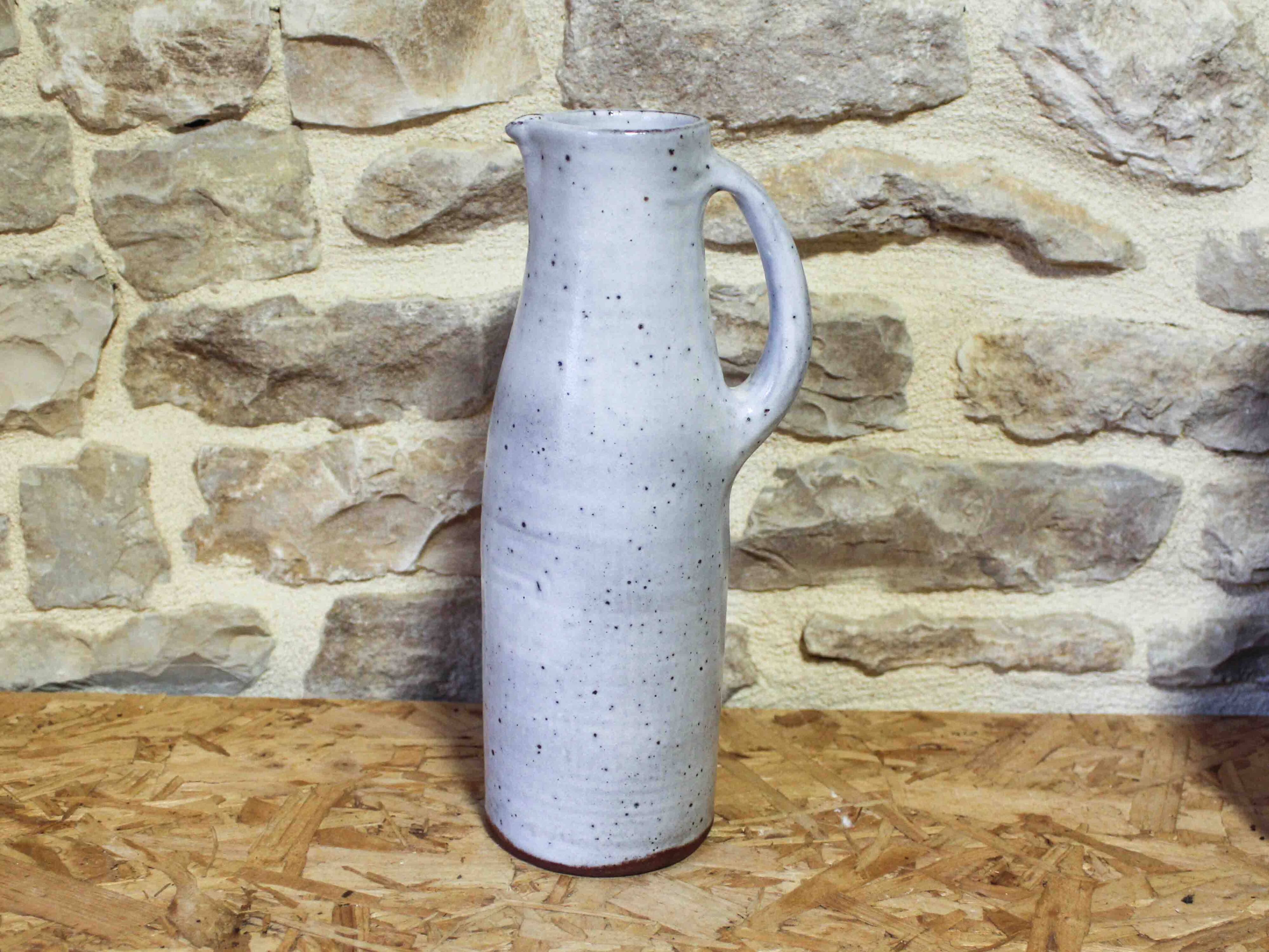 Large enamelled stoneware jug