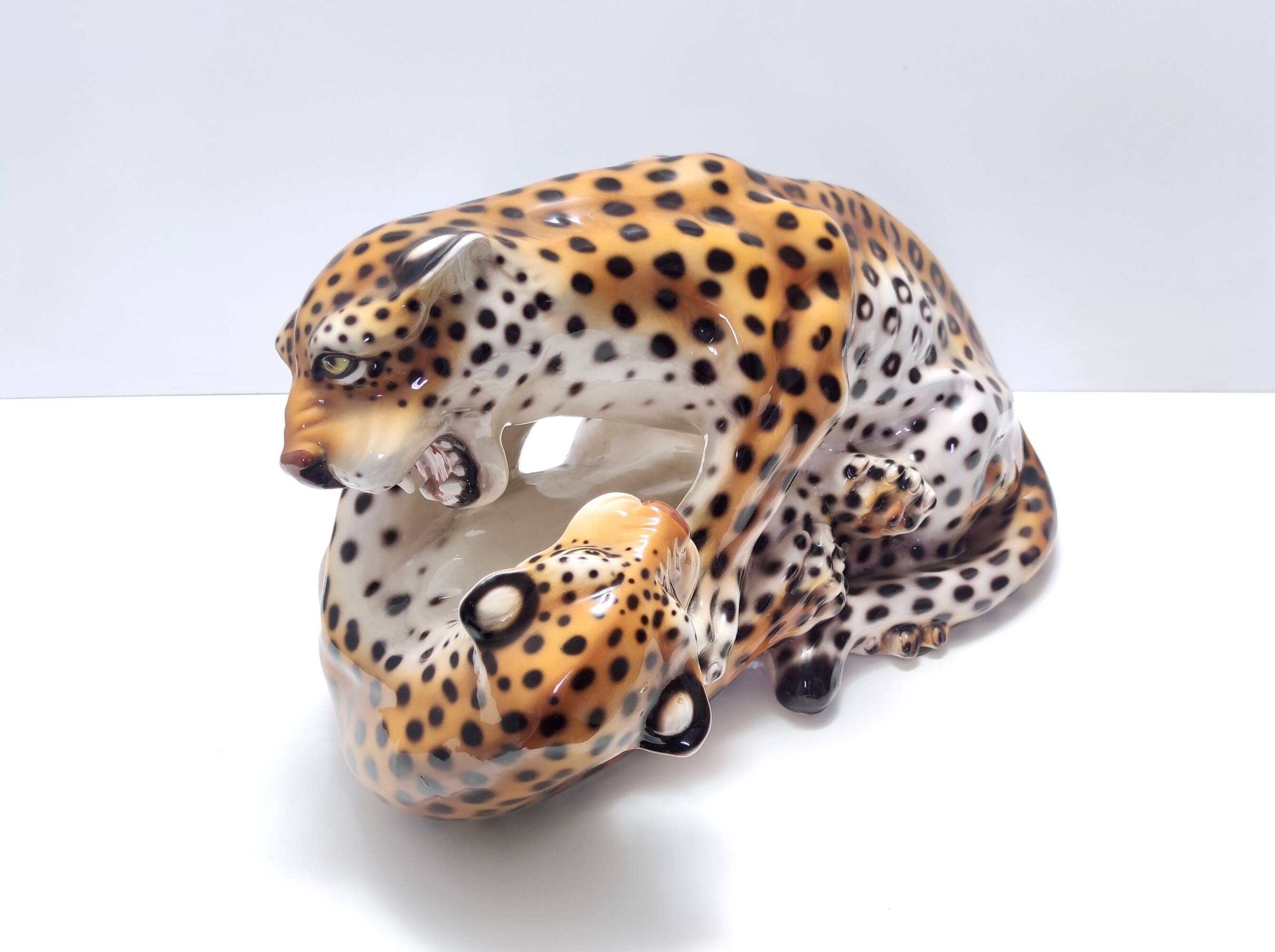 Hand Painted Ceramic Pair of Fighting Jaguars by Giovanni Ronzan, Italy