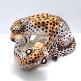 Paire de jaguars combattants en céramique peinte à la main par Giovanni Ronzan, Italie