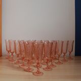 20 pink glass champagne flutes
