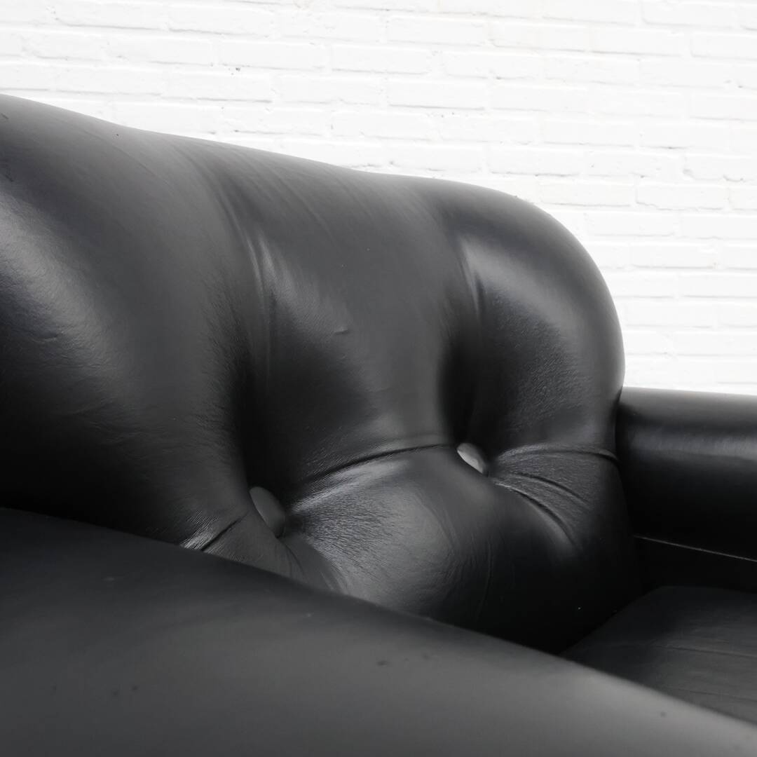 Fauteuil Pompon italien par Ceriotti 1970