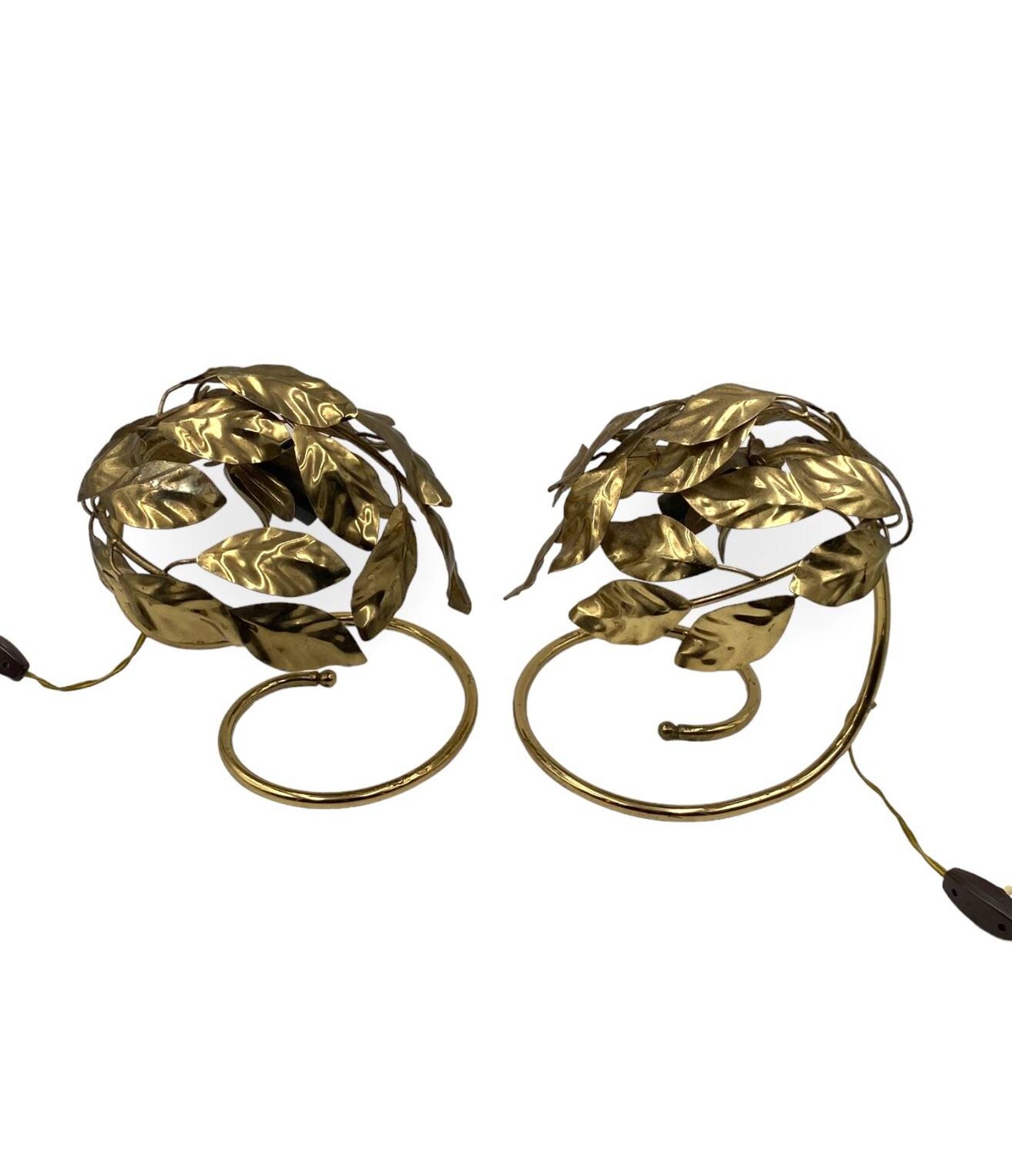 Hollywood regency set of 2 brass leaves table lamps, Bottega Gadda Italy, 1970s