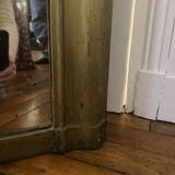 Sublime antique gilded mirror