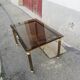 Table basse vintage laiton et verre fumé marron