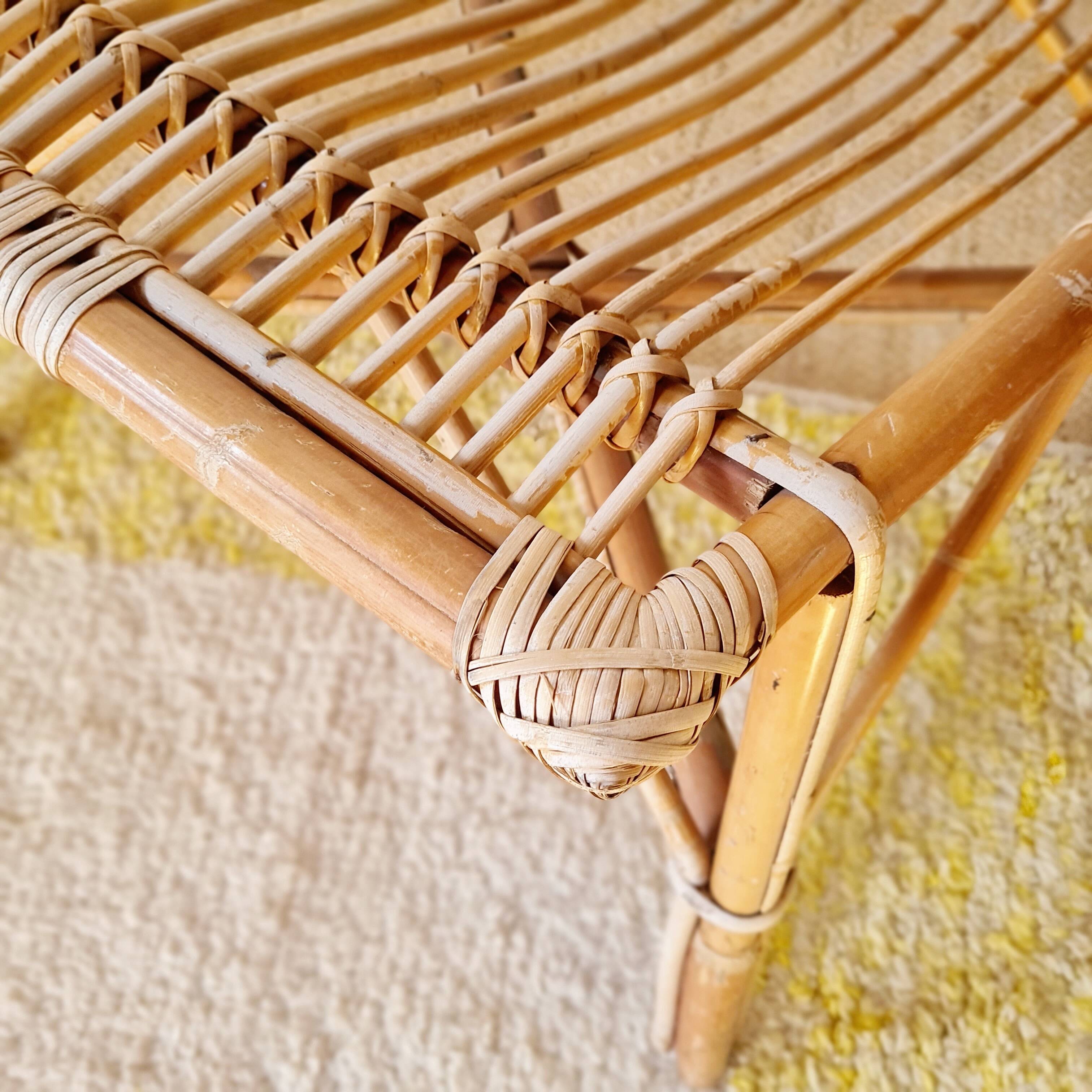 Fauteuil ancien en rotin large dossier