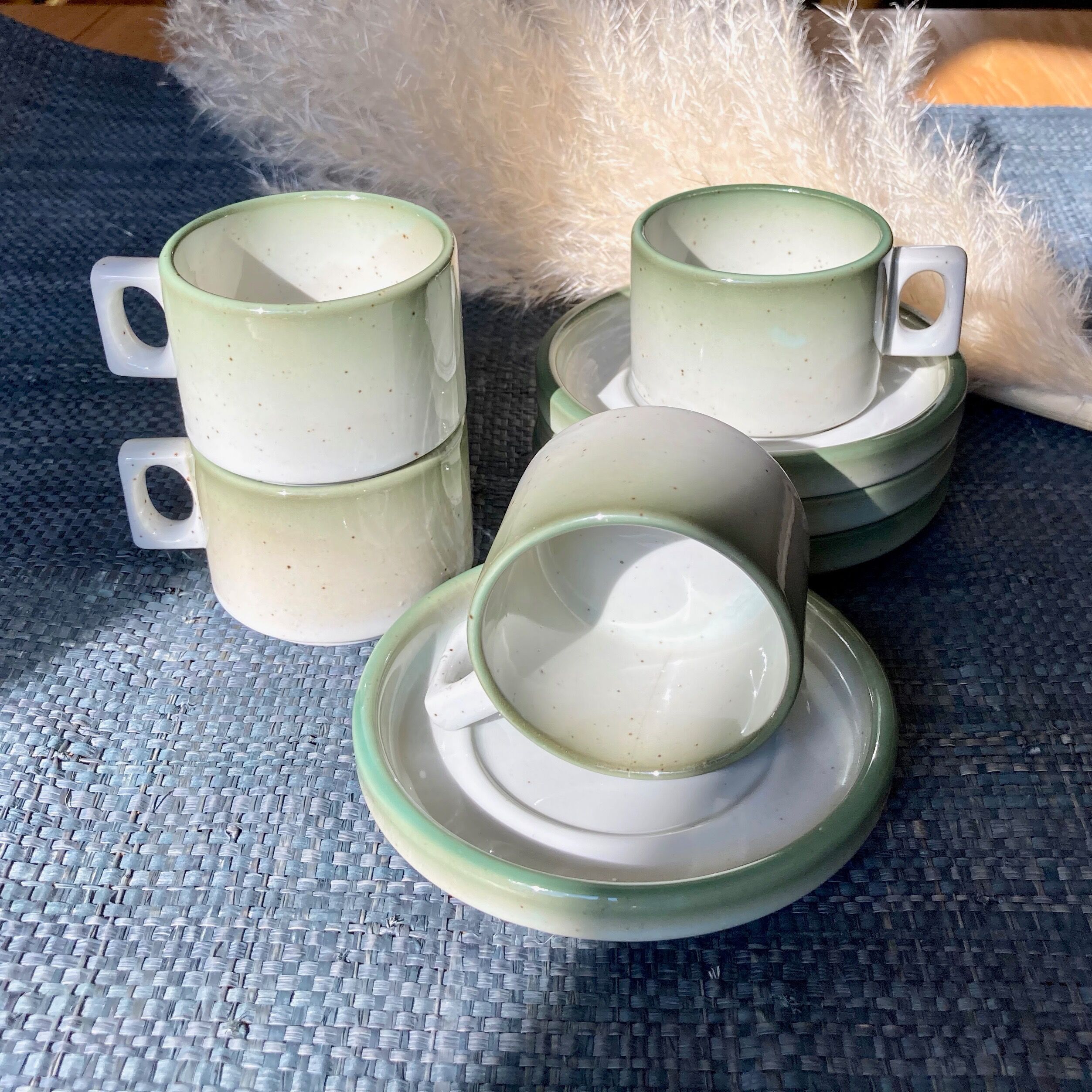 4 cups Brenne sandstone and saucers