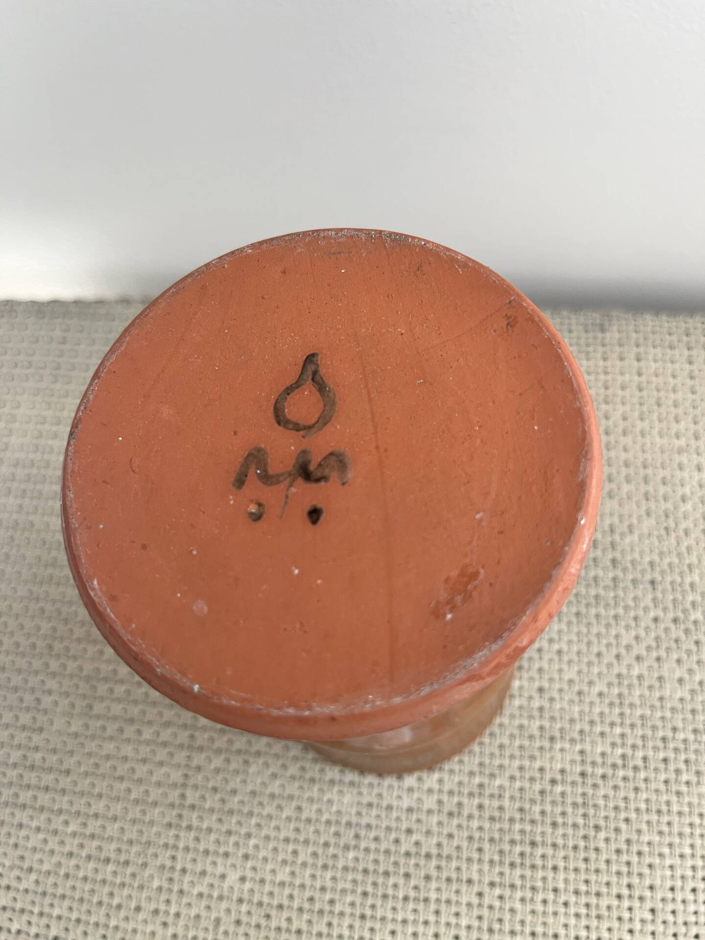 Vase en terre cuite vernissée