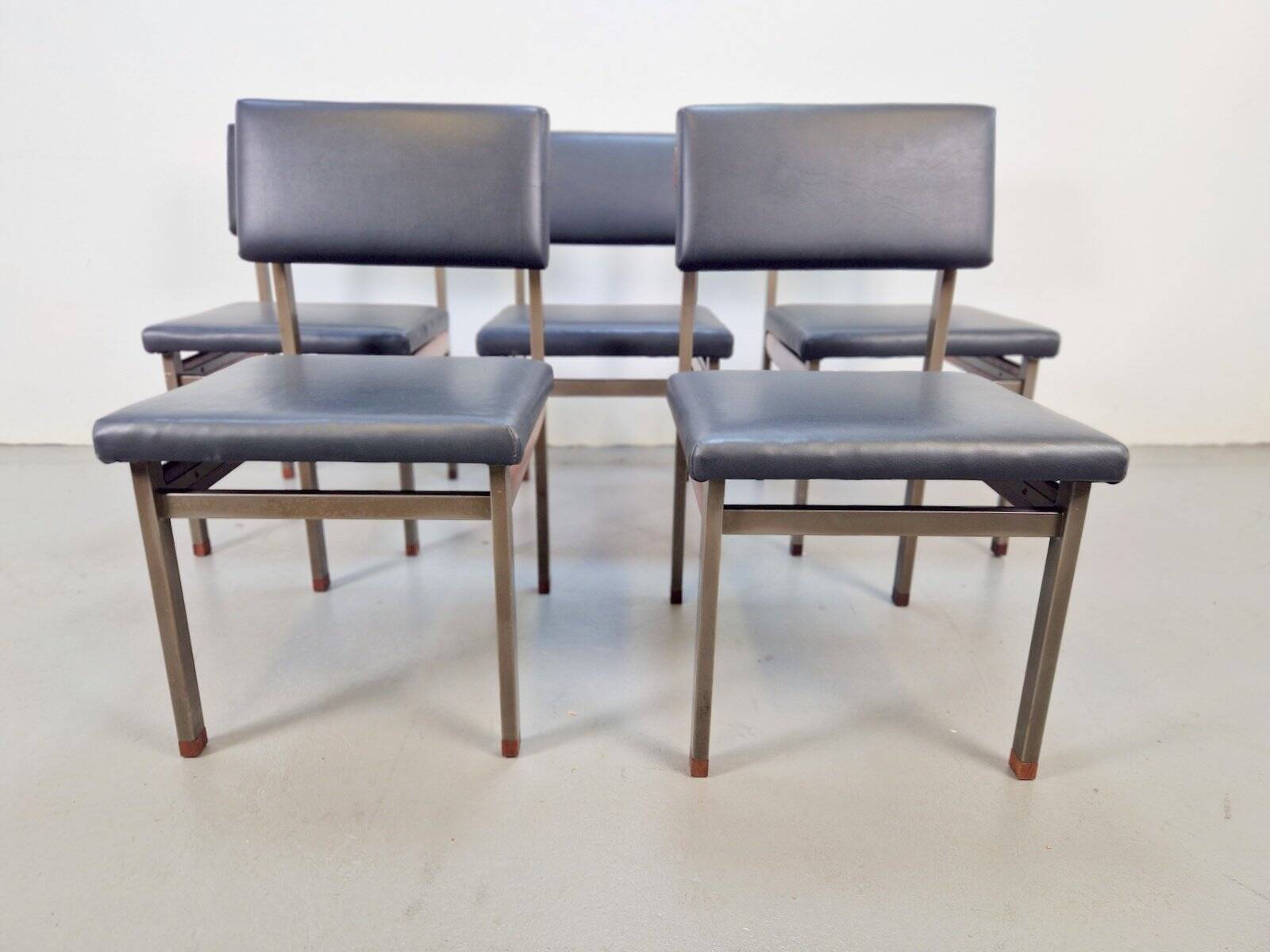 Pali Dining Chairs and Table by Louis van Teeffelen for Wébé, 1960s, Set of 6
