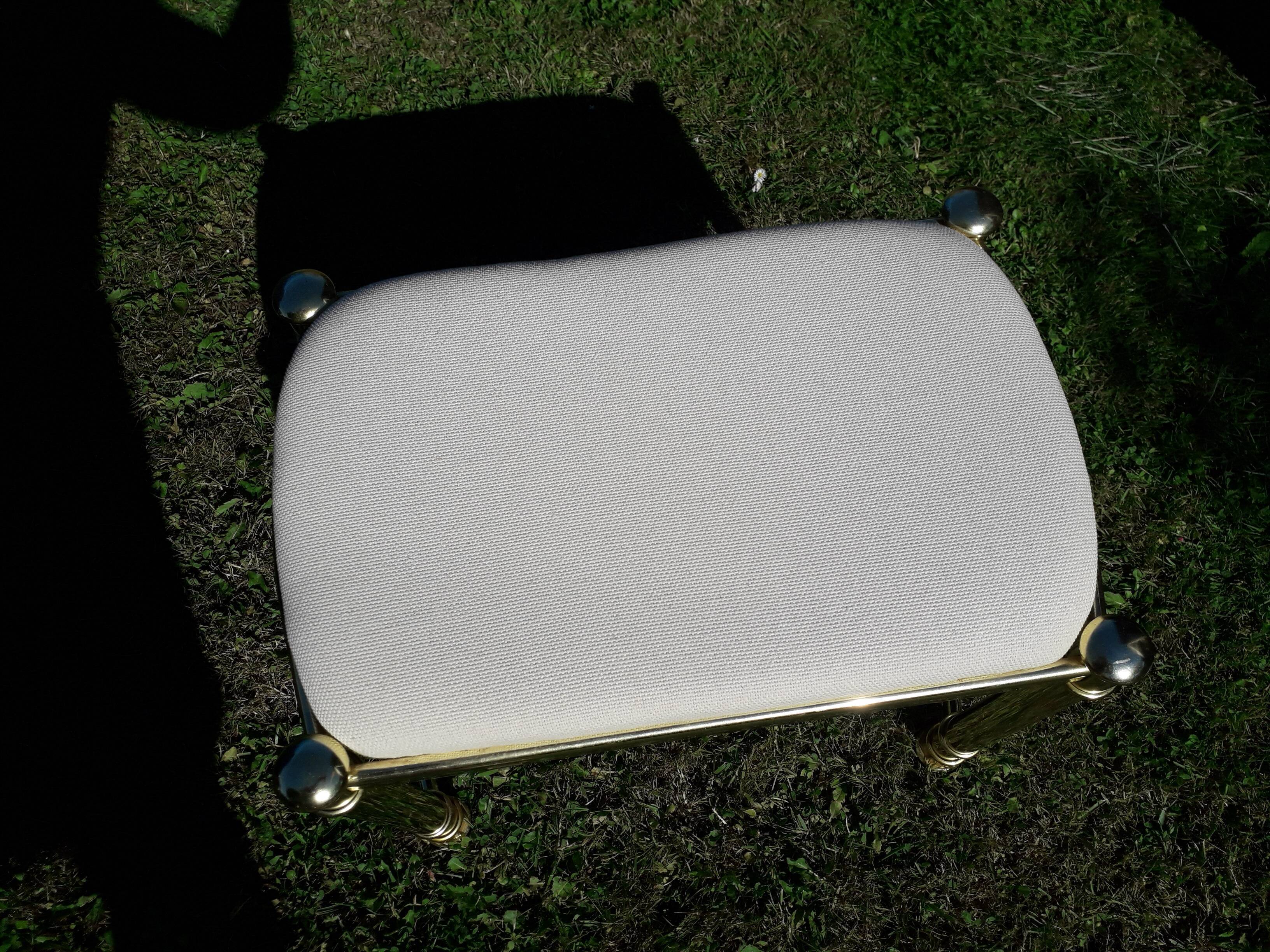Vintage dressing table and golden metal stool