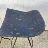 Paire de tabourets de bar pivotants artisanaux en métal de style industriel, 1950