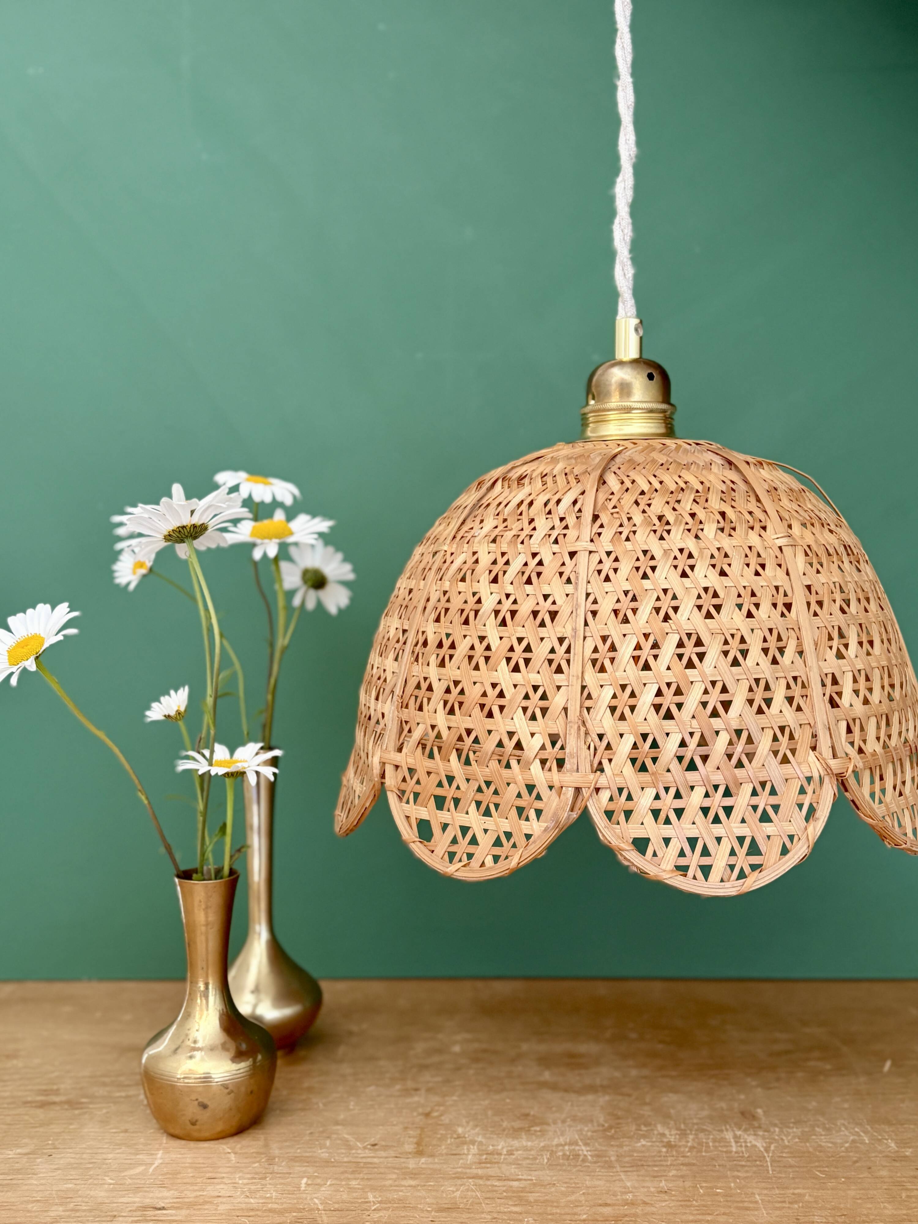 Vintage pendant light in natural materials