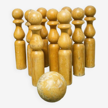 Wooden bowling game