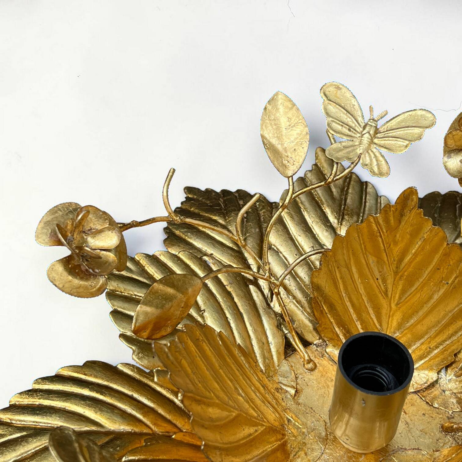 Vintage gold leaf metal flower wall light Florentine wall sconce