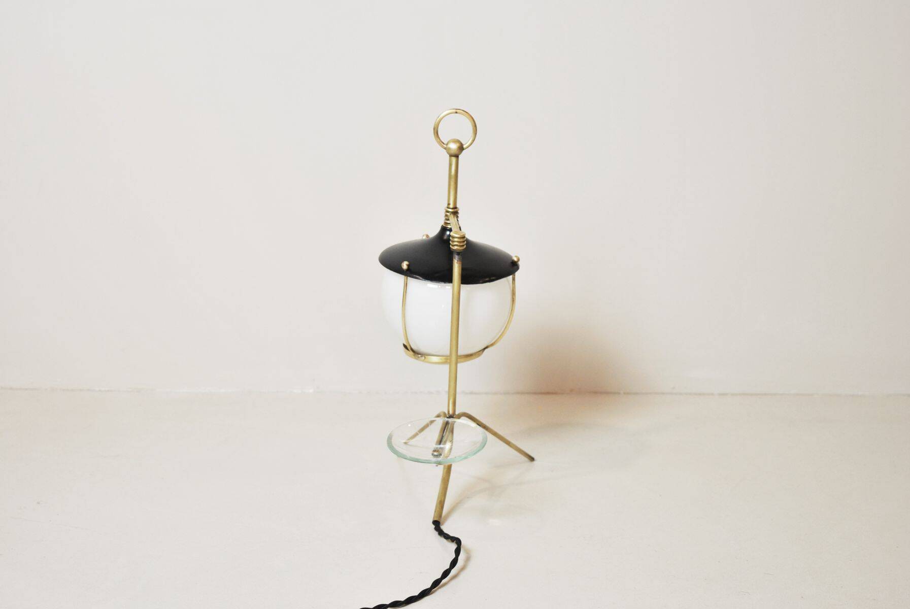 Lampe de table en forme de lanterne en laiton, années 50