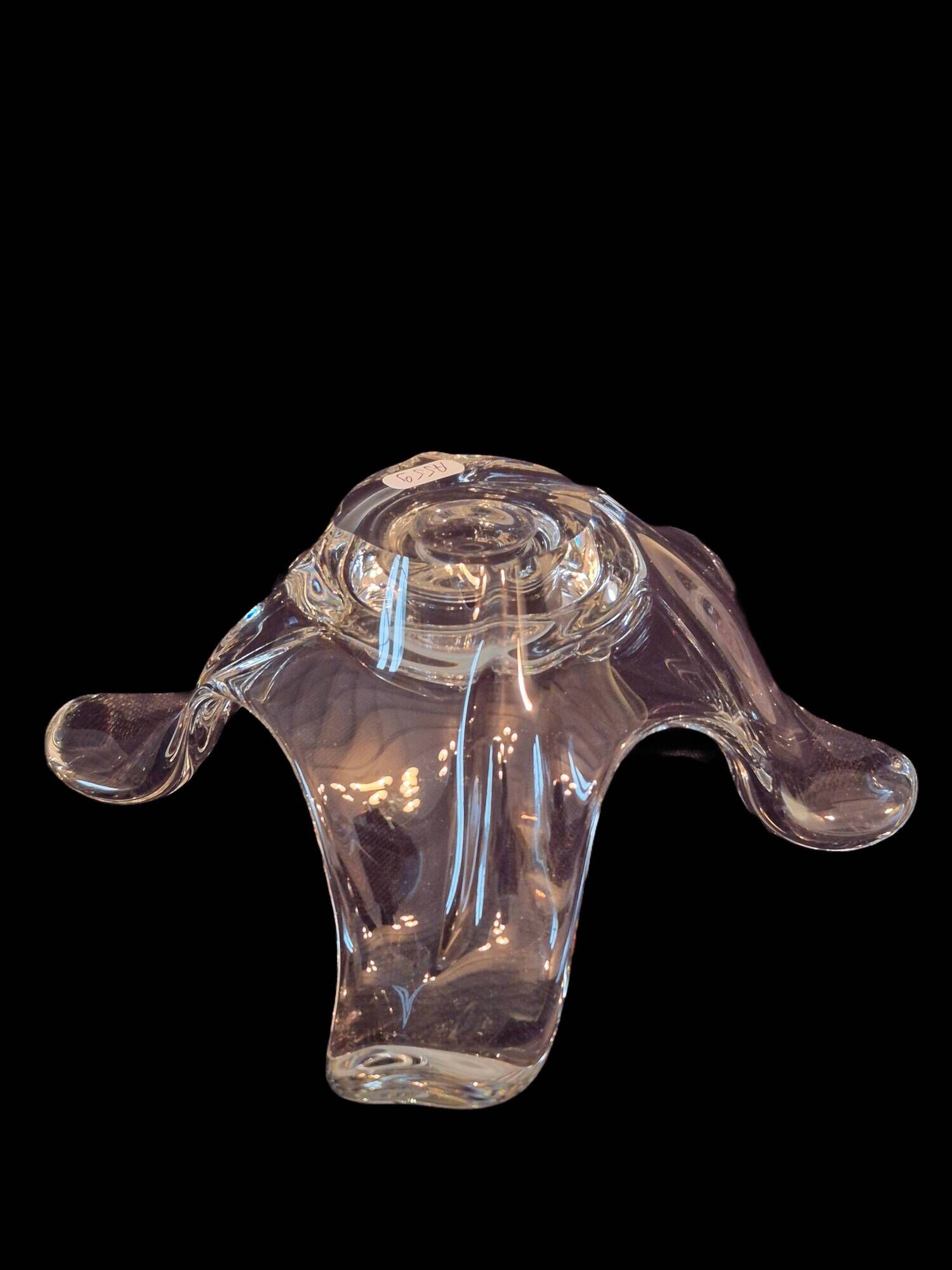 Crystal candlestick from Bayel, flower petal shape A559