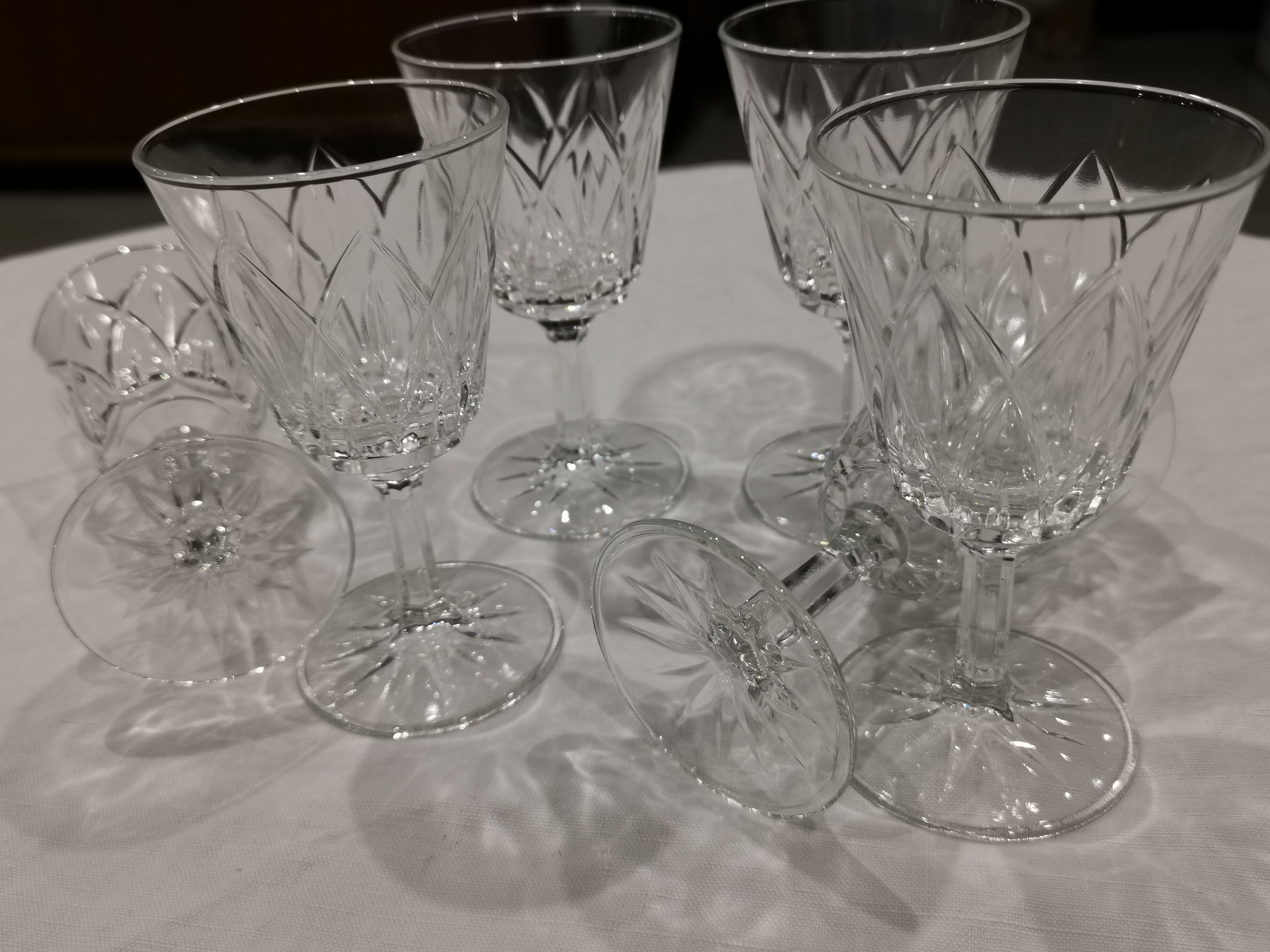 Set de 6 verres à pied en cristal ciselé vintage Shell