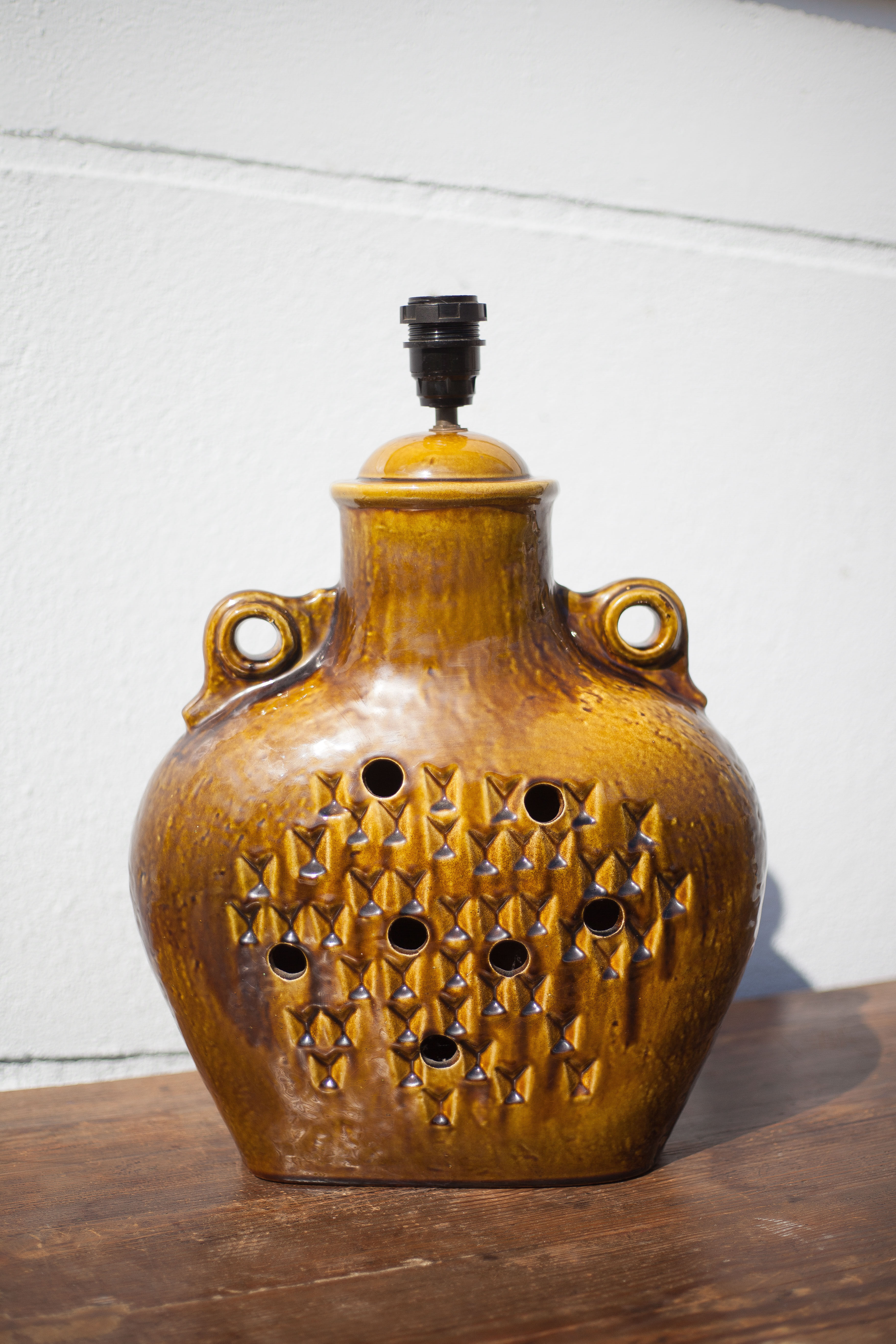 vintage enamelled terracotta lamp, table lamp, lampshade lamp, pottery, home decor, lamp