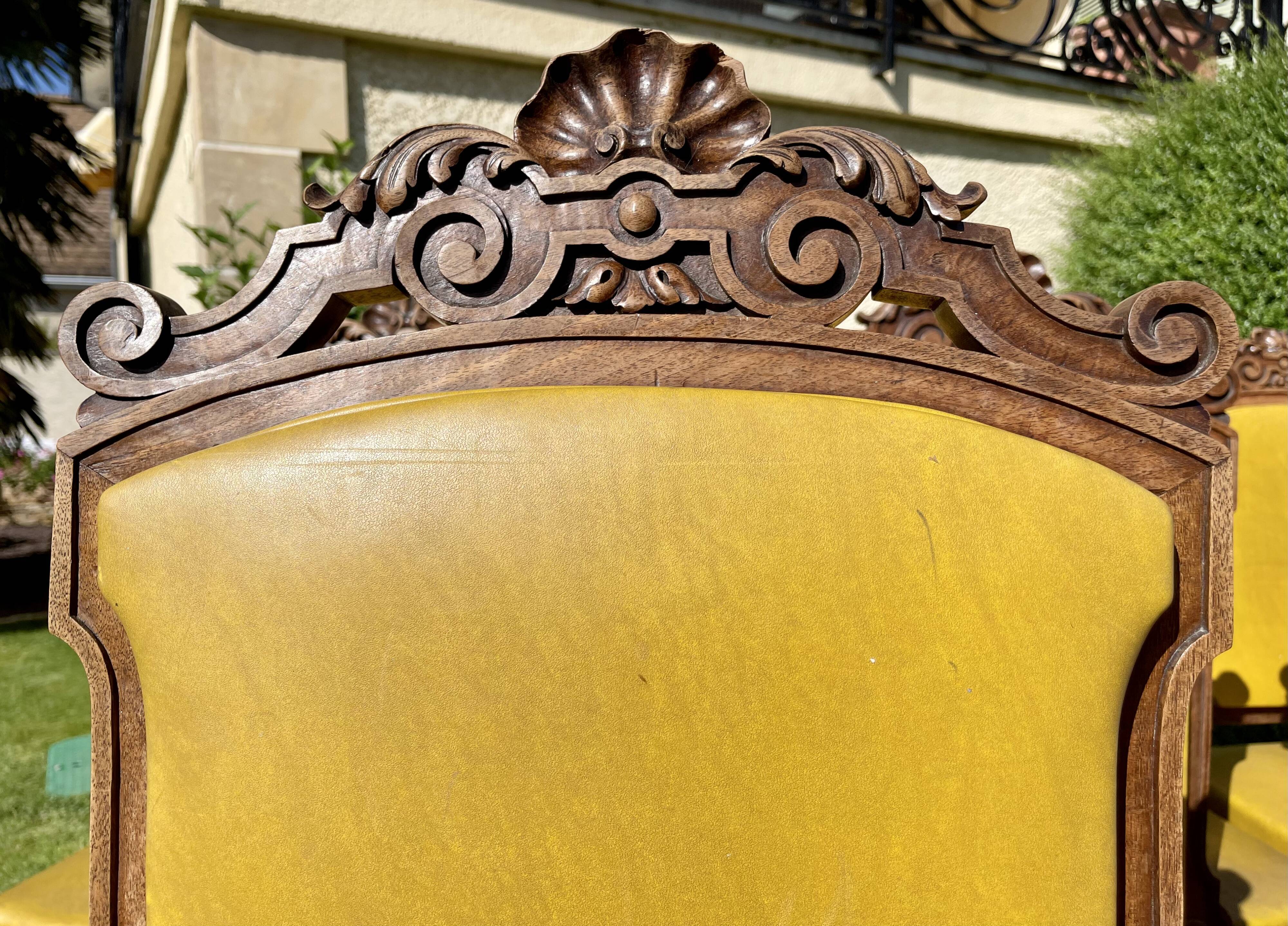 Suite 9 Walnut Chairs Napoleon III Era - XIXth