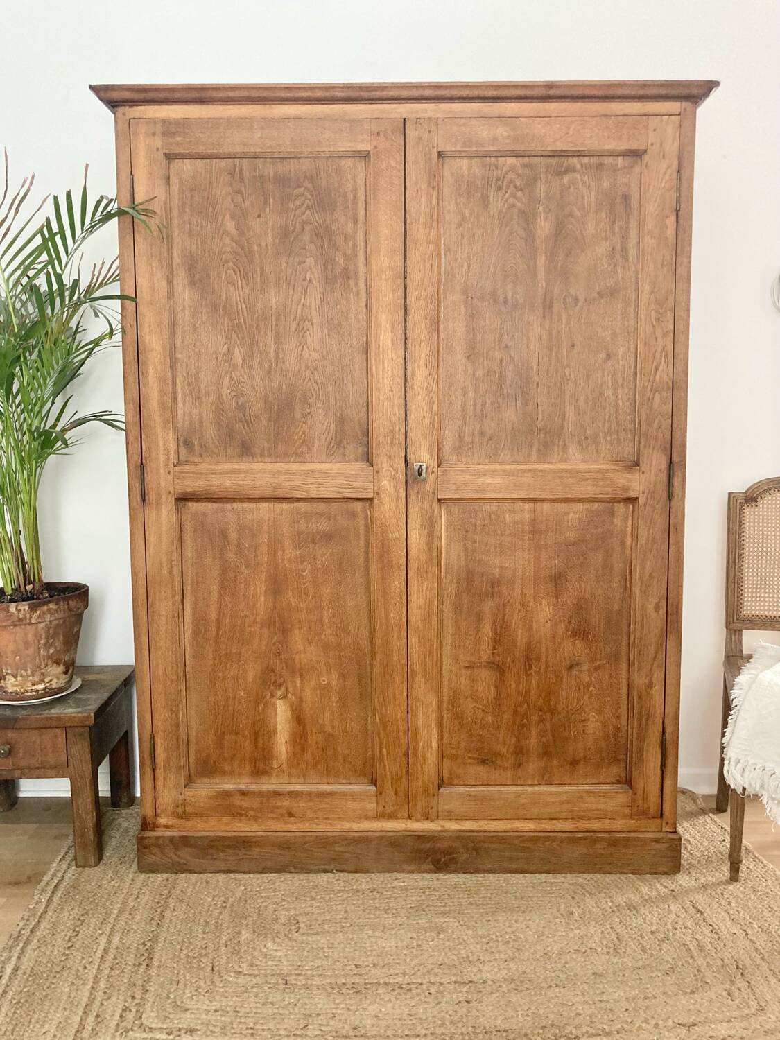 Parisian wardrobe in solid oak