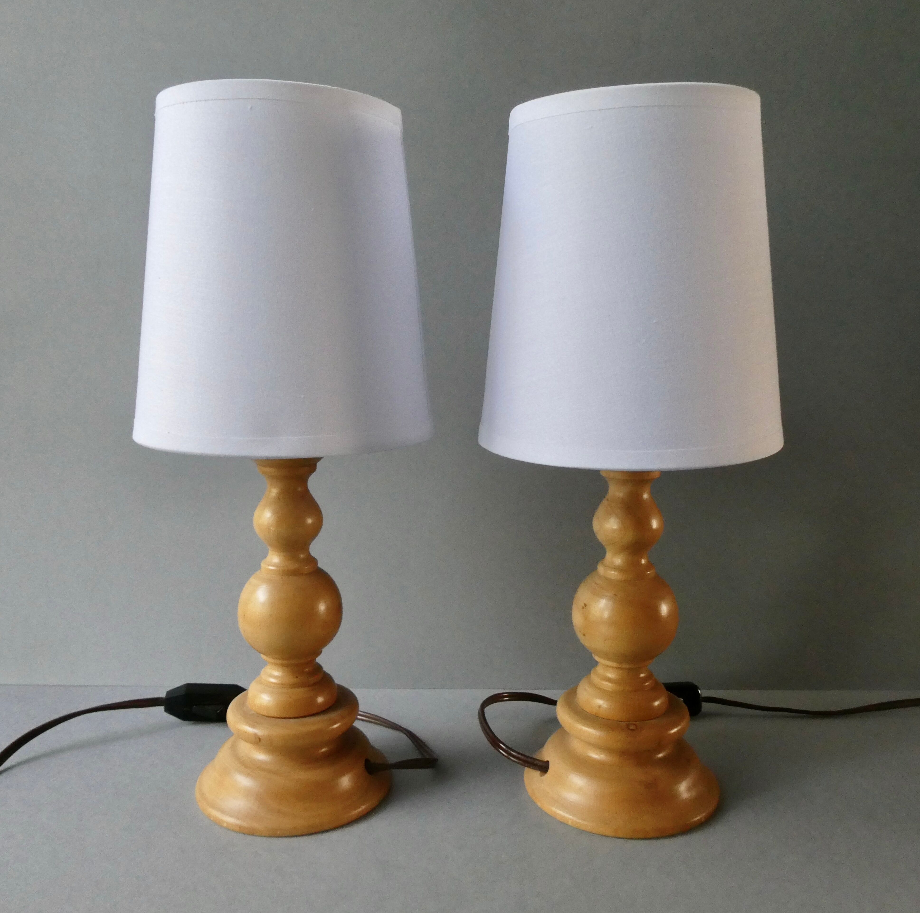 Pair of turned wooden lamps, 60s