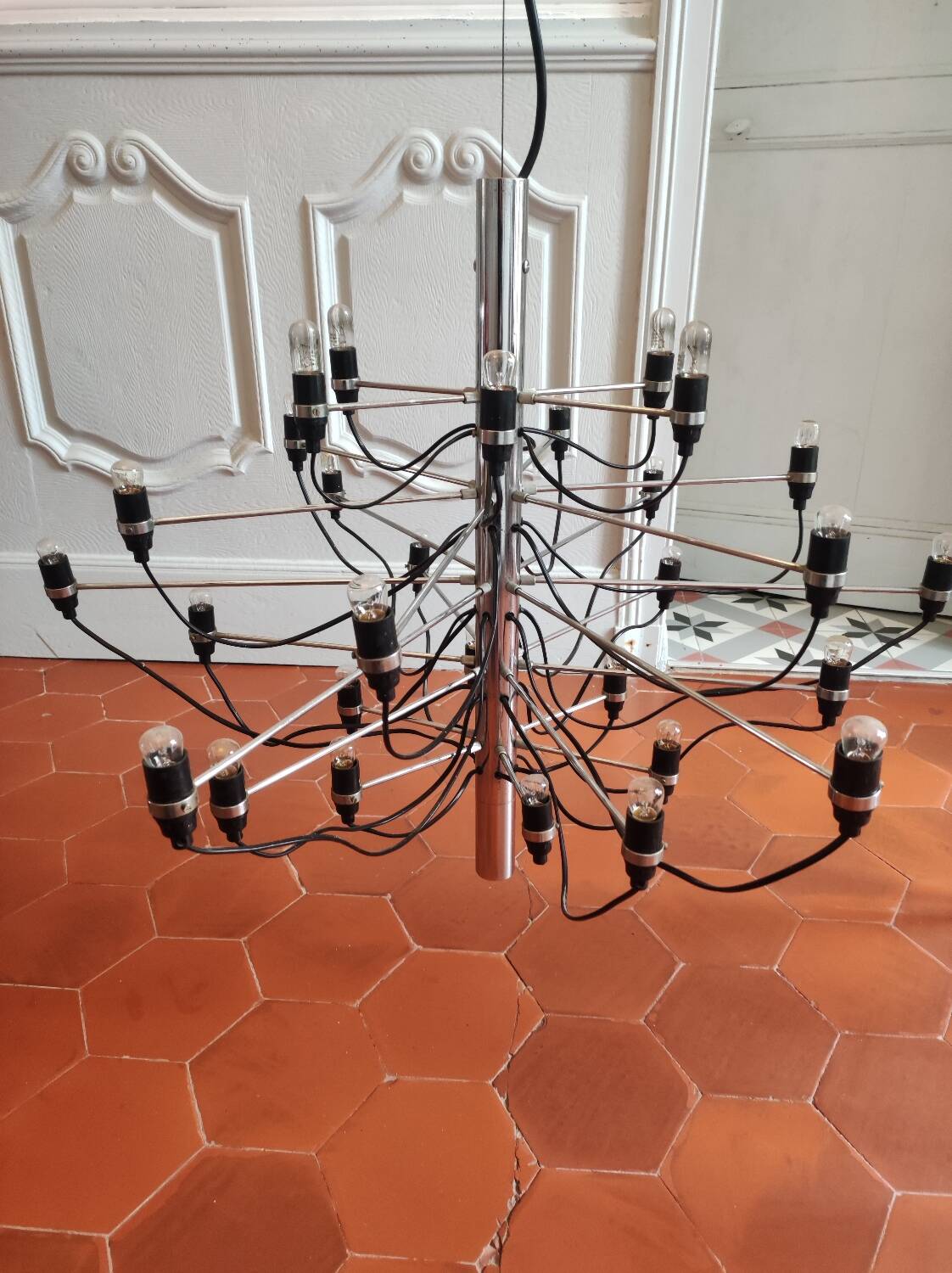 2097-30 bulb pendant light Gino Sarfatti from the 70s Arteluce