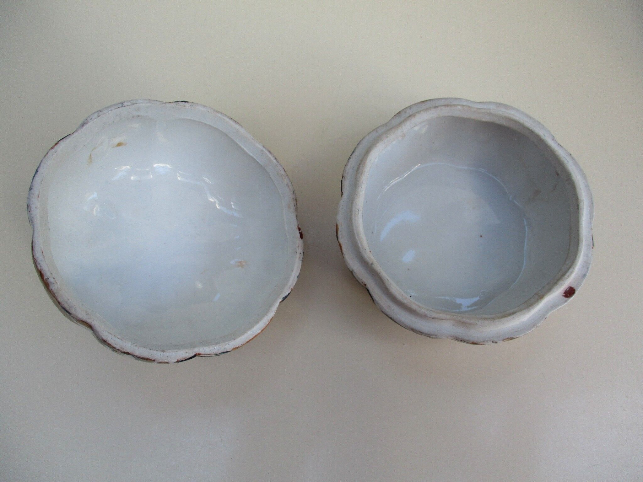 Chinese porcelain covered pot